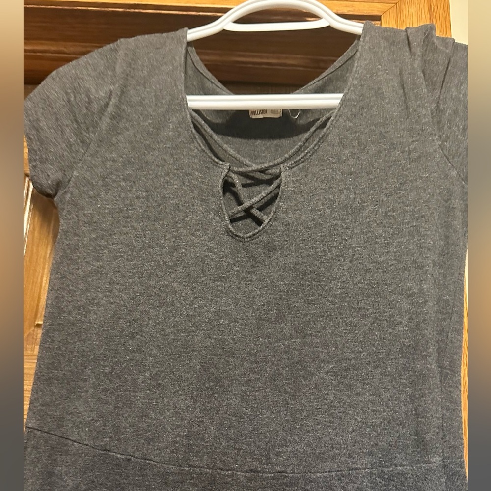 Hollister Grey Women's Dress with short sleeve - Picture 2 of 5